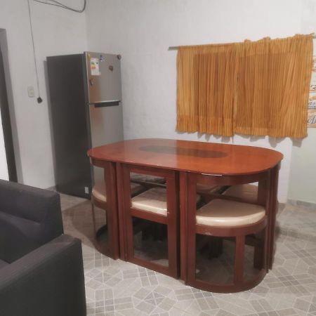 Itauguá Granja Relaxアパートホテル エクステリア 写真